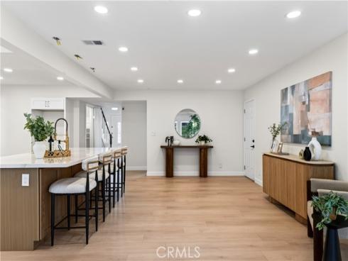 1524 E Briardale  , Orange, CA