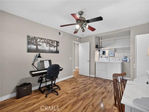 111 E Palmdale , Orange, CA
