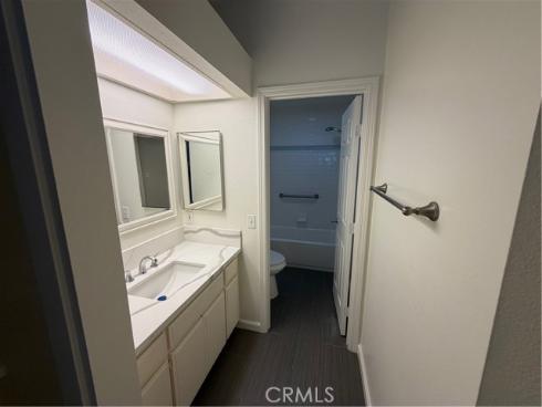 5722 E Stillwater 11 , Orange, CA
