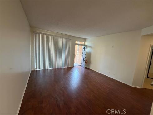 5722 E Stillwater 11 , Orange, CA