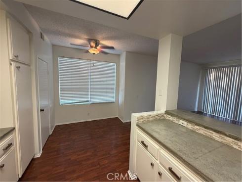 5722 E Stillwater 11 , Orange, CA