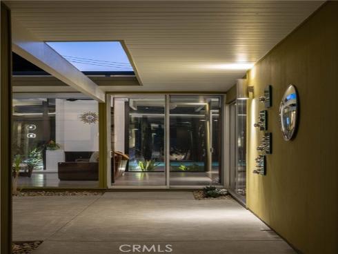 896 S Woodland , Orange, CA