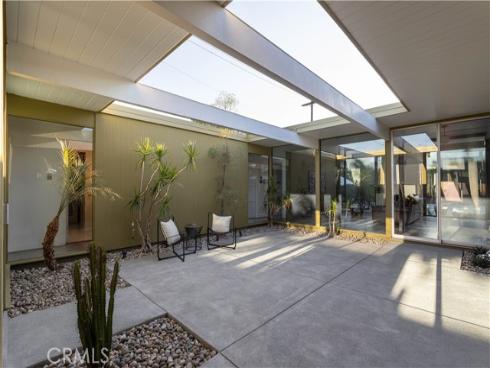 896 S Woodland , Orange, CA