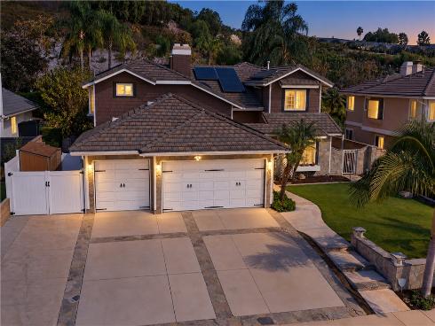 3620 E. Shallow Brook Lane