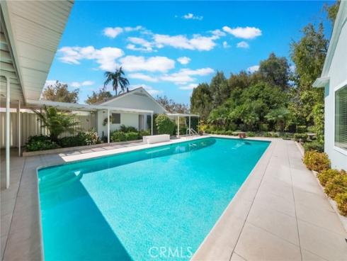 880 S Woodbury Drive, Orange, CA