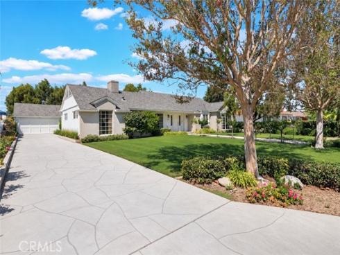 880 S Woodbury Drive, Orange, CA
