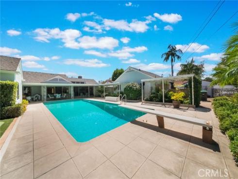 880 S Woodbury Drive, Orange, CA