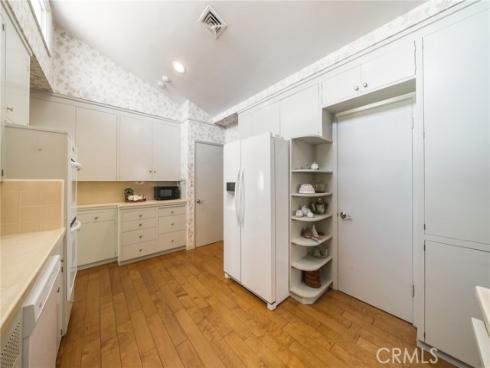880 S Woodbury Drive, Orange, CA