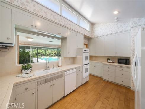 880 S Woodbury Drive, Orange, CA