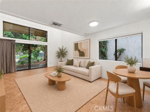 4900 E Chapman 48 Avenue, Orange, CA