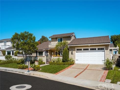 6703 E La Cumbre , Orange, CA