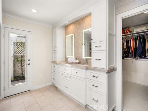 6703 E La Cumbre , Orange, CA