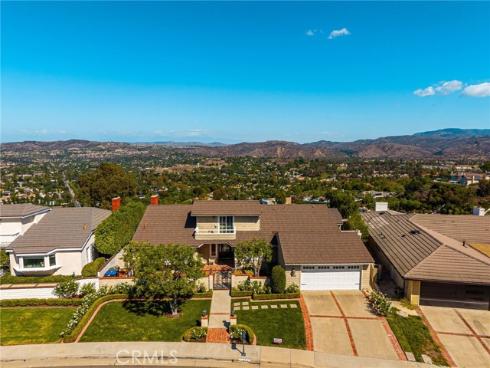 6703 E La Cumbre , Orange, CA