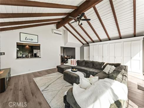 538 E Riverview  , Orange, CA