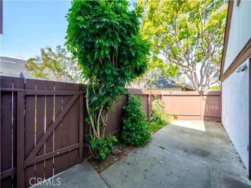 1512  Canterbury  D  Court, Placentia, CA