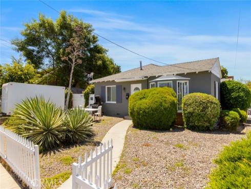 110  Orange Grove   Avenue, Placentia, CA