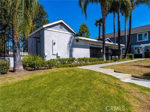 2315  Blackfoot   Avenue, Placentia, CA