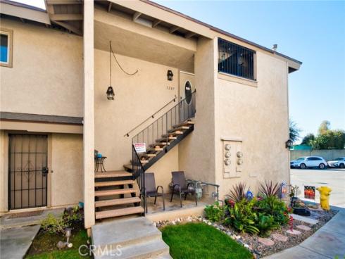 1207 N Kraemer  4  Boulevard, Placentia, CA