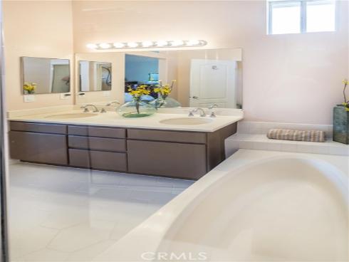 1546 Hastings Way, Placentia, CA