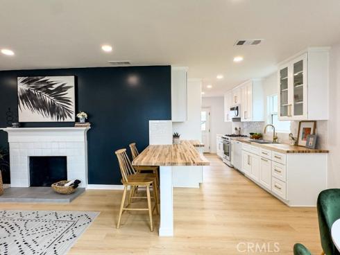 619 W Chapman Avenue, Placentia, CA