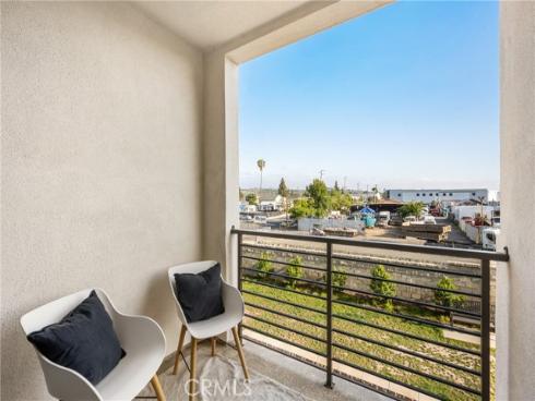 1590 E Hermosa 3 , Placentia, CA