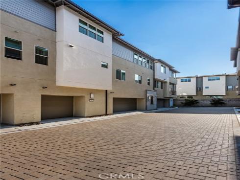 1590 E Hermosa 3 , Placentia, CA