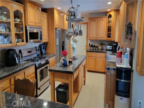 943  Berkenstock   Lane, Placentia, CA