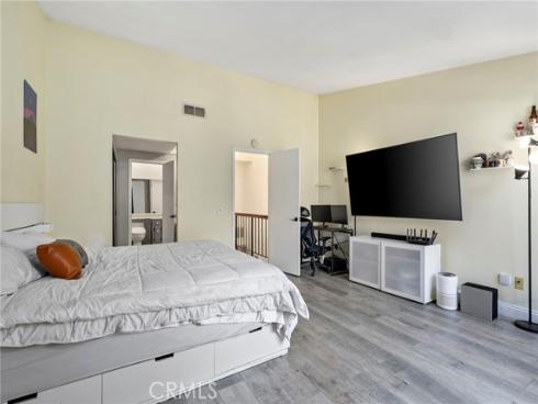 392 Hawaii Way, Placentia, CA