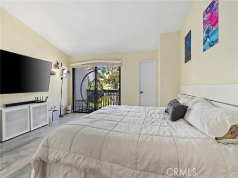 392 Hawaii Way, Placentia, CA