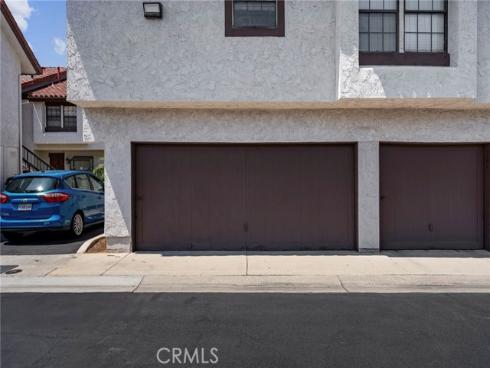 392 Hawaii Way, Placentia, CA
