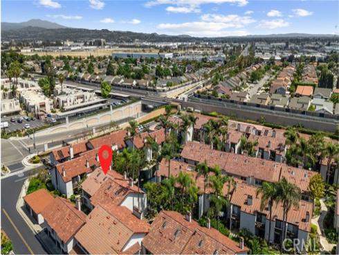 392  Hawaii   Way, Placentia, CA