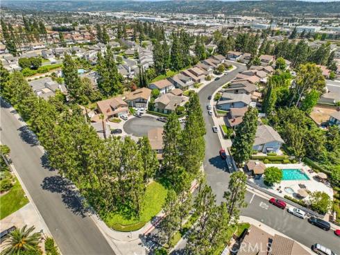 1943 Horseshoe Circle, Placentia, CA