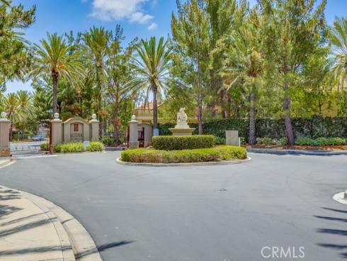 376 Gullotti Place, Placentia, CA