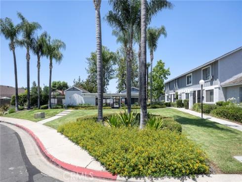 2302 Cayuga Avenue, Placentia, CA