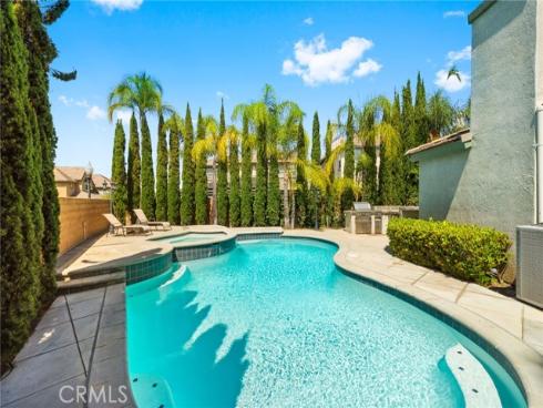 501 Newman Circle, Placentia, CA