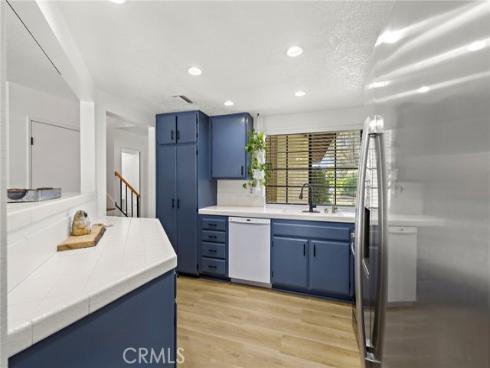 990 La Paz 49 Road, Placentia, CA