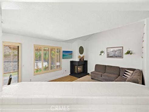 990 La Paz 49 Road, Placentia, CA