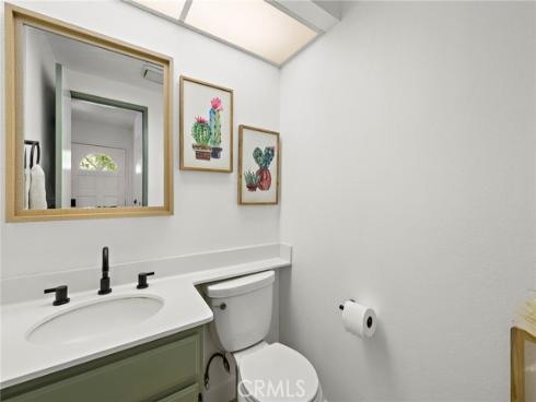 990 La Paz 49 Road, Placentia, CA