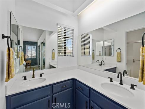 990 La Paz 49 Road, Placentia, CA