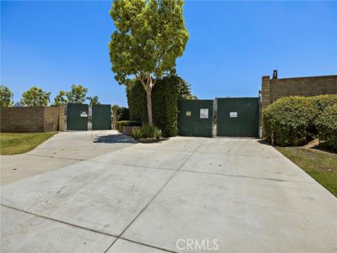 990 La Paz 49 Road, Placentia, CA