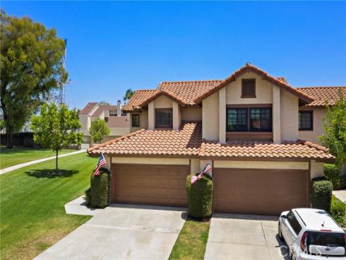 990 La Paz 49 Road, Placentia, CA