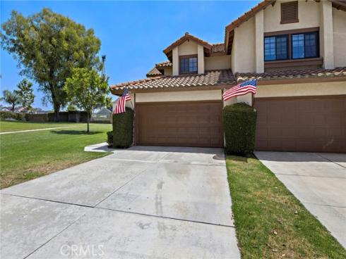 990 La Paz 49 Road, Placentia, CA