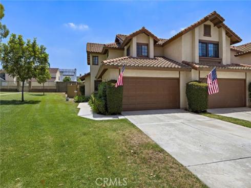 990 La Paz 49 Road, Placentia, CA