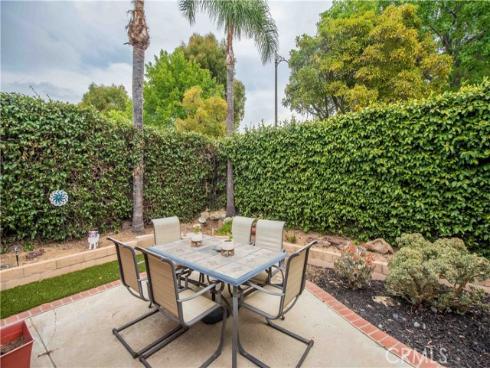 747  De Jesus  , Placentia, CA