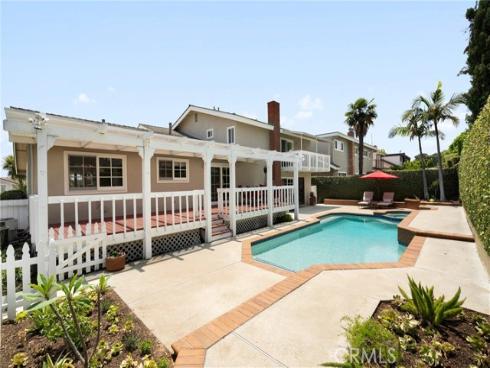 401 Marymont Avenue, Placentia, CA