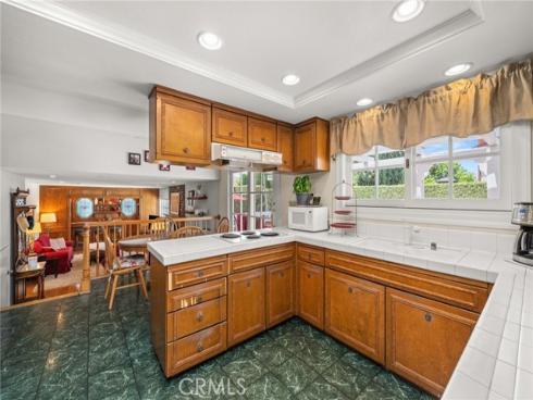 401 Marymont Avenue, Placentia, CA