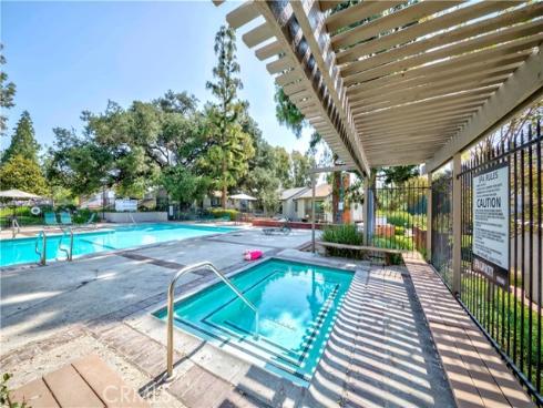 1657 Sherwood Village Circle, Placentia, CA