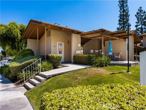 206 Bay Meadows Drive, Placentia, CA
