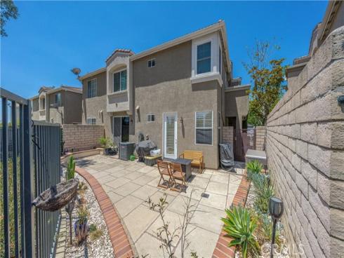 368 Gullotti Place, Placentia, CA