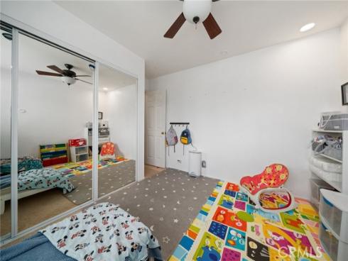 166 Southampton 21 Way, Placentia, CA